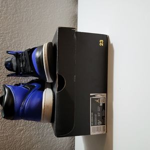 No longer fit only wore them 3 times